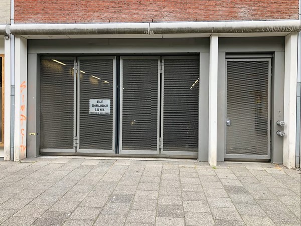 Foto - Verhuurd: Valkenburgerstraat, 1011 NC Amsterdam